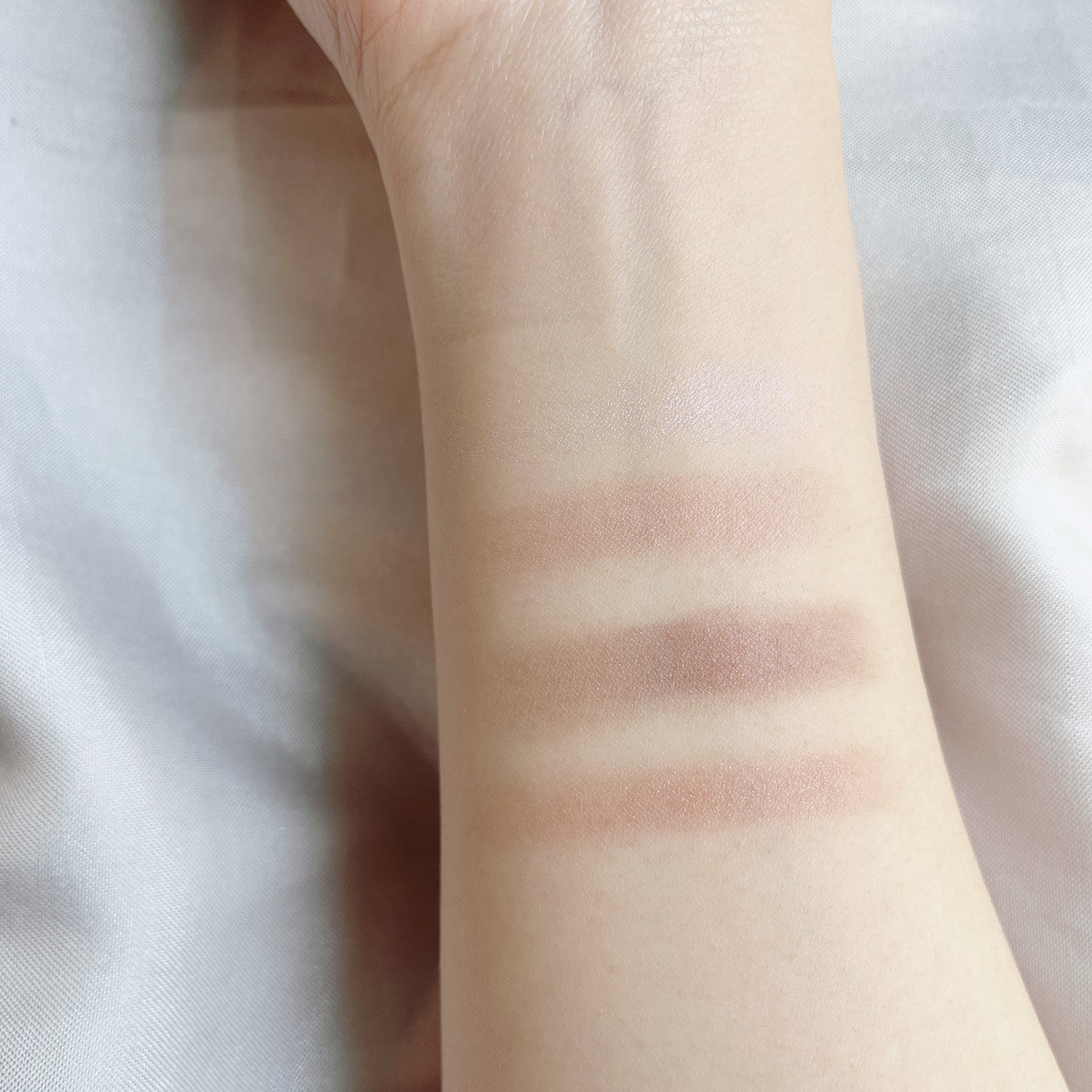 スキニーリッチシャドウ/excel/アイシャドウパレットを使ったクチコミ(4枚目)