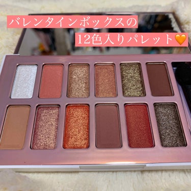 🍑最近ハマったバレンタインボックス🍑

❤︎バレンタインボックス2
❤︎ピーチパレット
❤︎2500円＋税
❤︎ミラー付きで使いやすい
❤︎オレンジ味の効いた可愛い色合い

前回はピンク系のローズモーメ