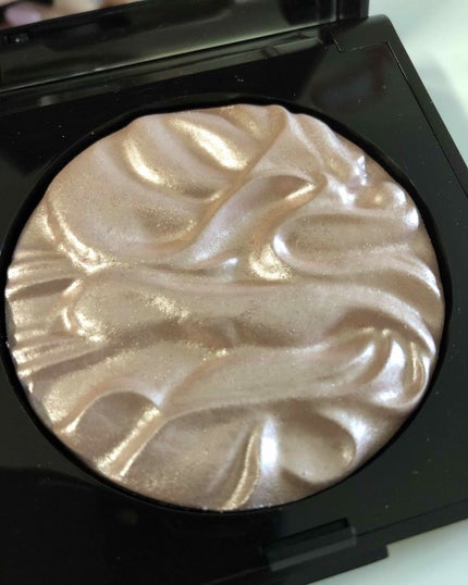 フェイスイルミネーター/ローラ メルシエ/パウダーハイライトを使ったクチコミ(2枚目)