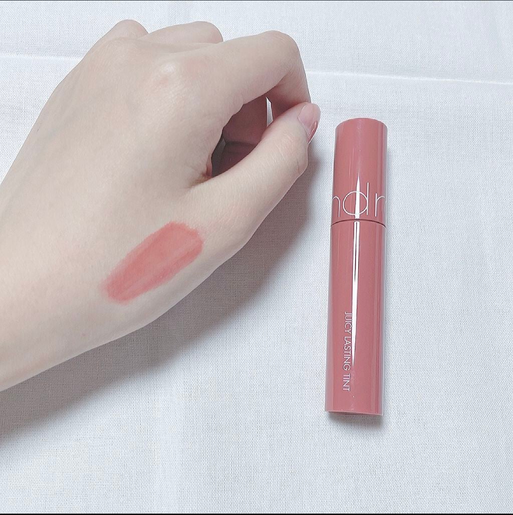 ジューシーラスティングティント/rom&nd/リップティントを使ったクチコミ(2枚目)