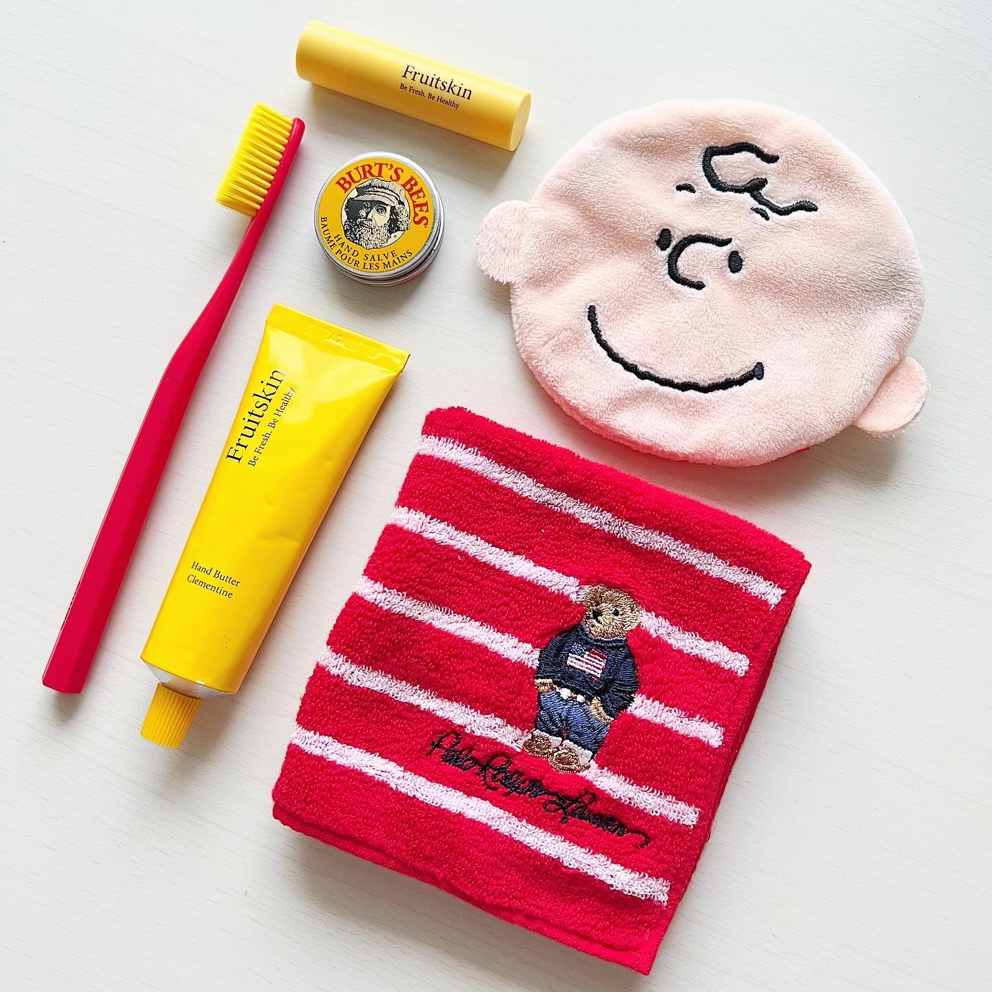 ハンド・サルヴ/BURT'S BEES/ハンドクリームを使ったクチコミ（2枚目）