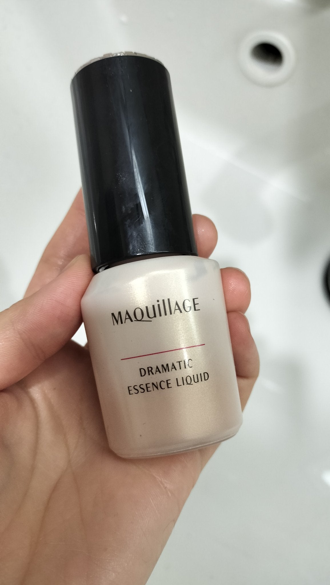ドラマティックエッセンスリキッド/マキアージュ/リキッドファンデーションを使ったクチコミ(1枚目)