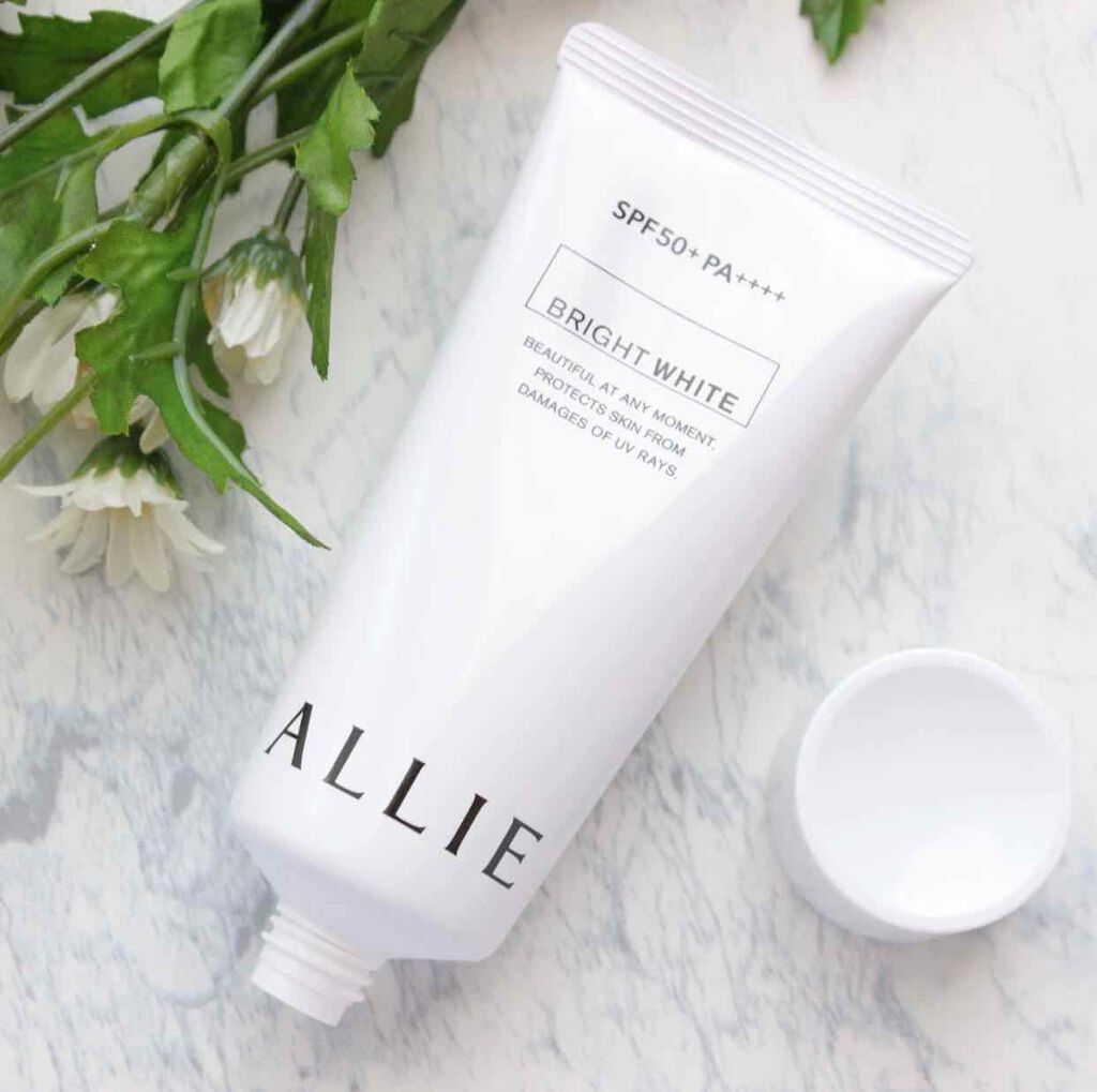 ニュアンスチェンジUV ジェル WT/アリィー/日焼け止めジェルを使ったクチコミ（2枚目）