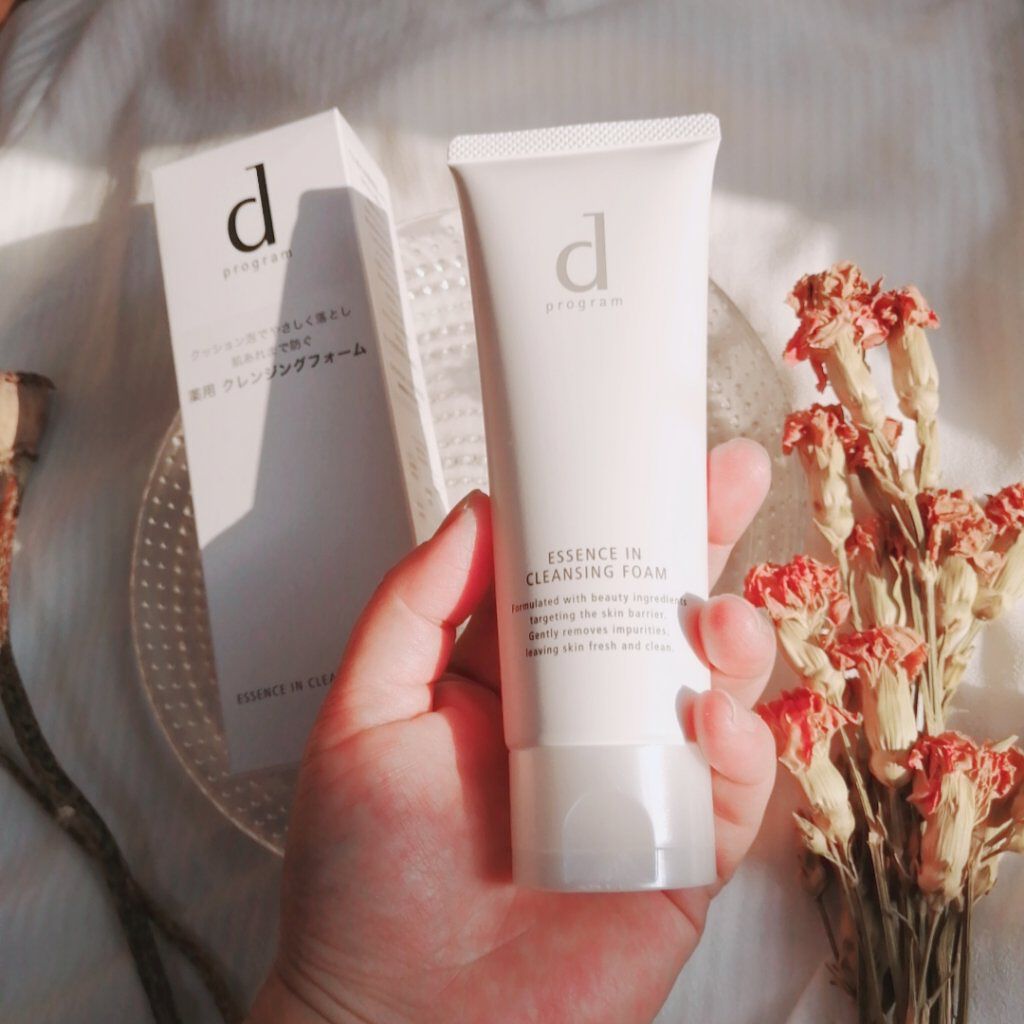 エッセンスイン クレンジングフォーム/d プログラム/洗顔フォームを使ったクチコミ（1枚目）