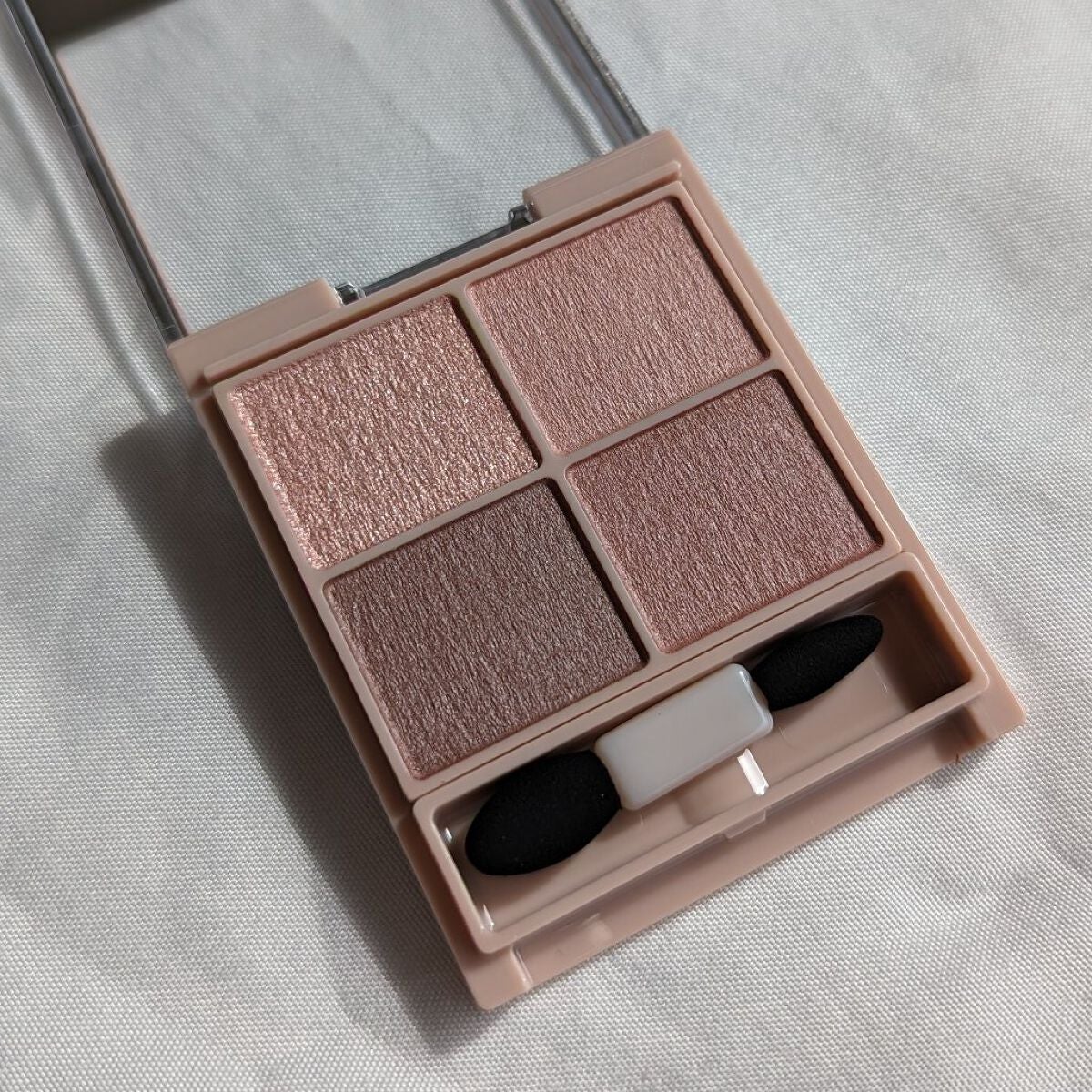 シルキースフレアイズ(マットタイプ)/キャンメイク/アイシャドウパレットを使ったクチコミ(5枚目)