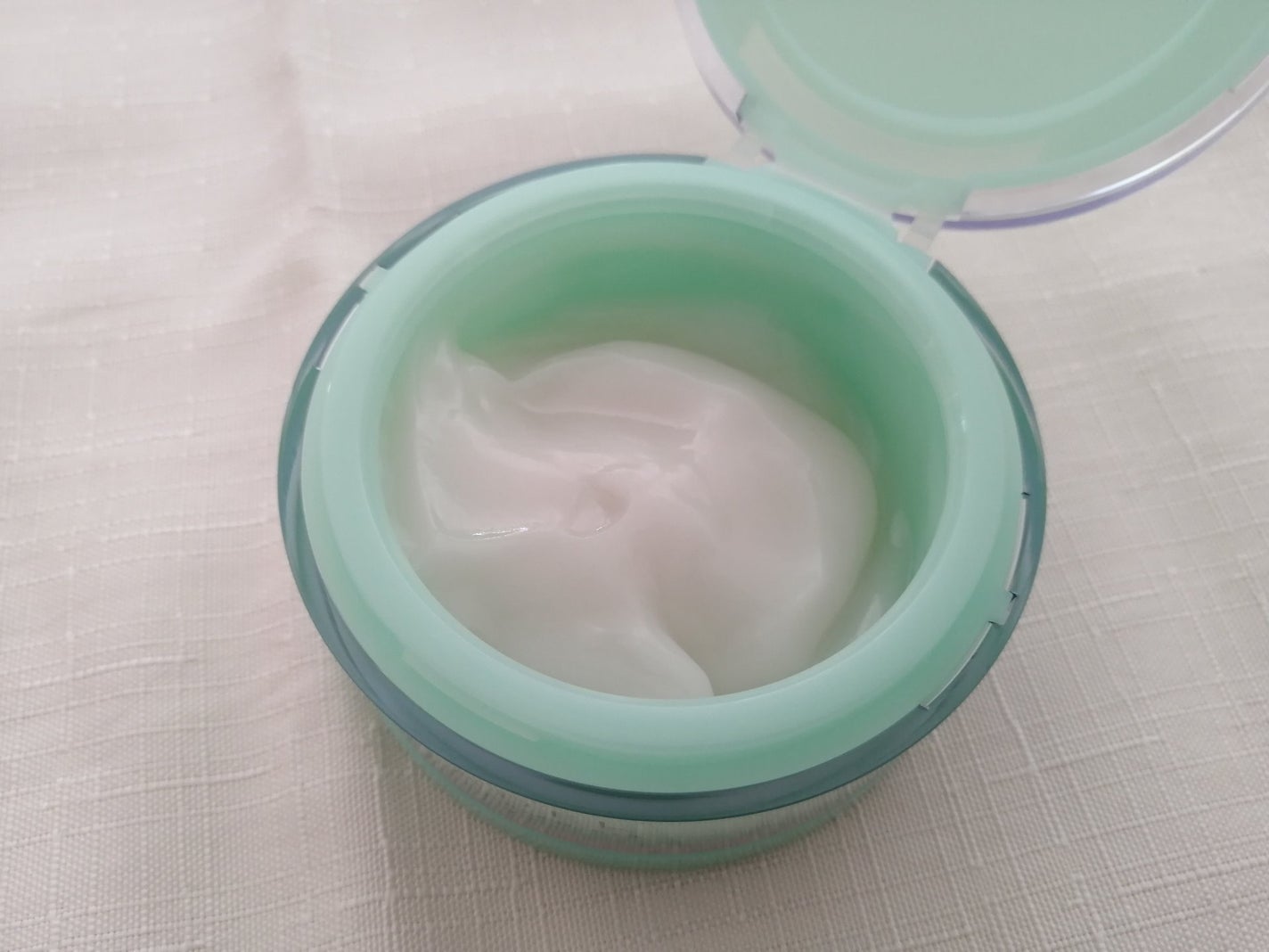 プレミアバリアフィックス /CANADEL/オールインワン化粧品を使ったクチコミ(3枚目)