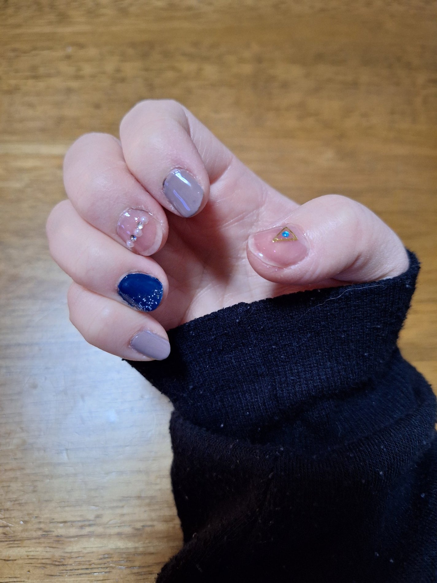 カラフルネイルズ/キャンメイク/マニキュアを使ったクチコミ(2枚目)