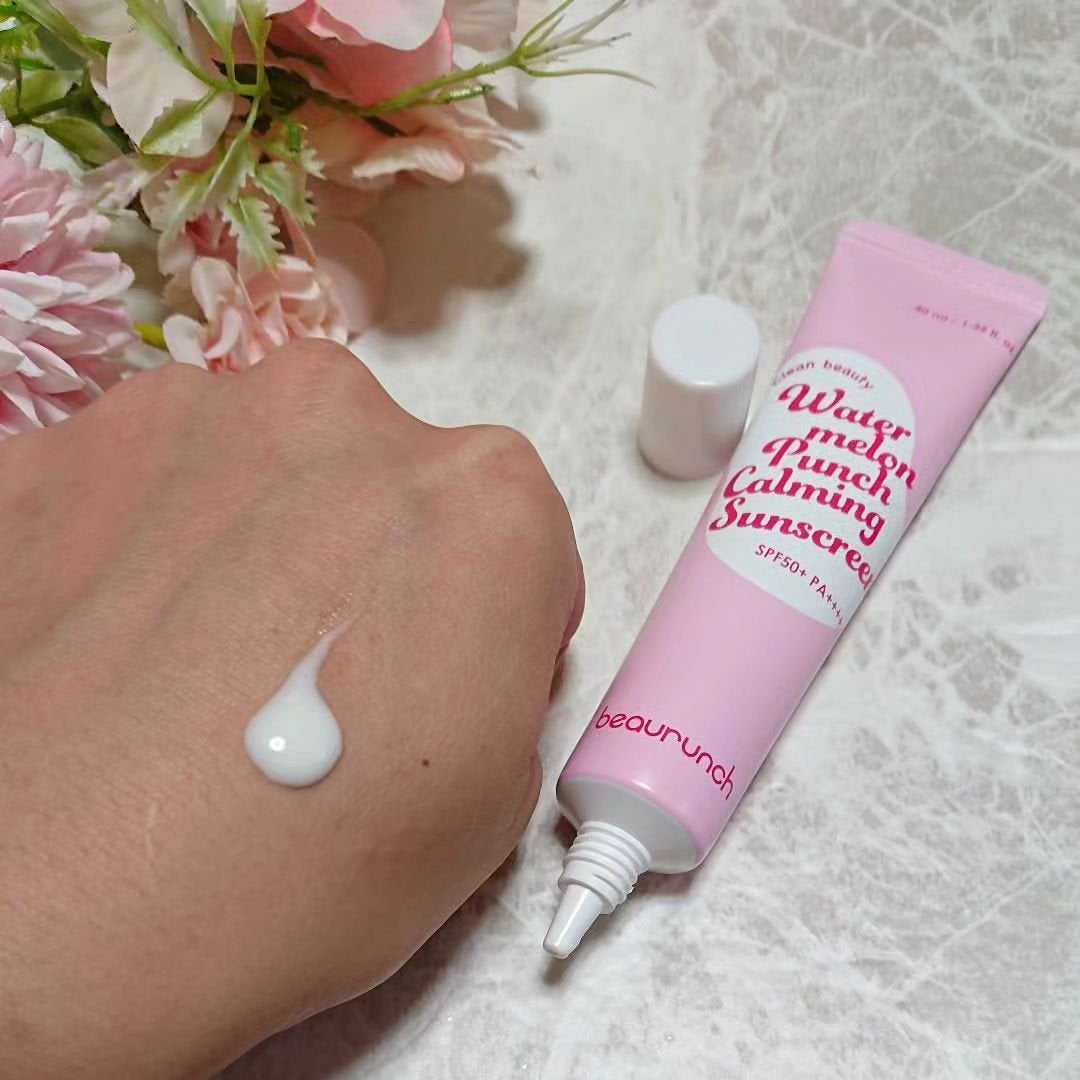 ウォーターメロン パンチ カミング サンスクリーン / スイカサンクリーム / SPF 50+ PA++++ /ビューランチ/日焼け止めクリームを使ったクチコミ(3枚目)