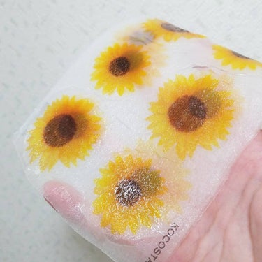 KOCOSTAR(ココスター) Slice mask sheet ひまわりのクチコミ「SUN FLOWER SHEET MASK🌻
マスクの概念が変わる…❗
★
♡
鮮やかな向日葵.....」（2枚目）