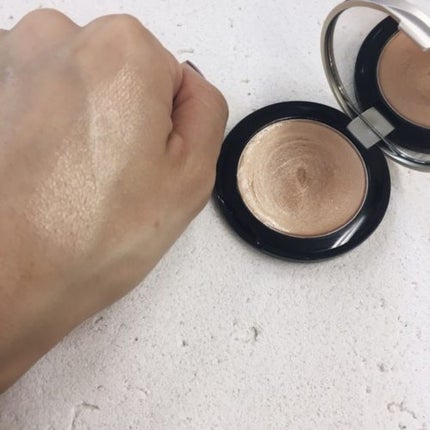 ミネラルハイライトクリーム/エトヴォス/クリームハイライトを使ったクチコミ(4枚目)