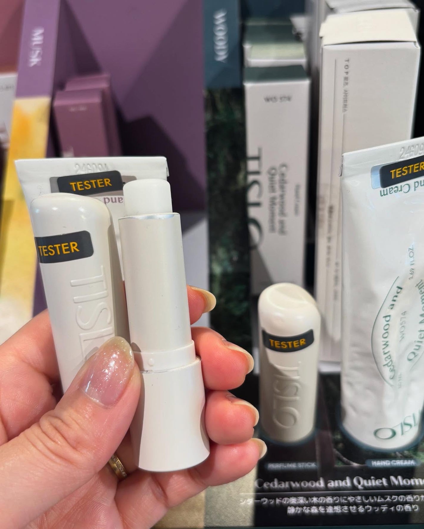 Cedarwood and Quiet Moment/Perfume Stick/TISLO/練り香水を使ったクチコミ(5枚目)