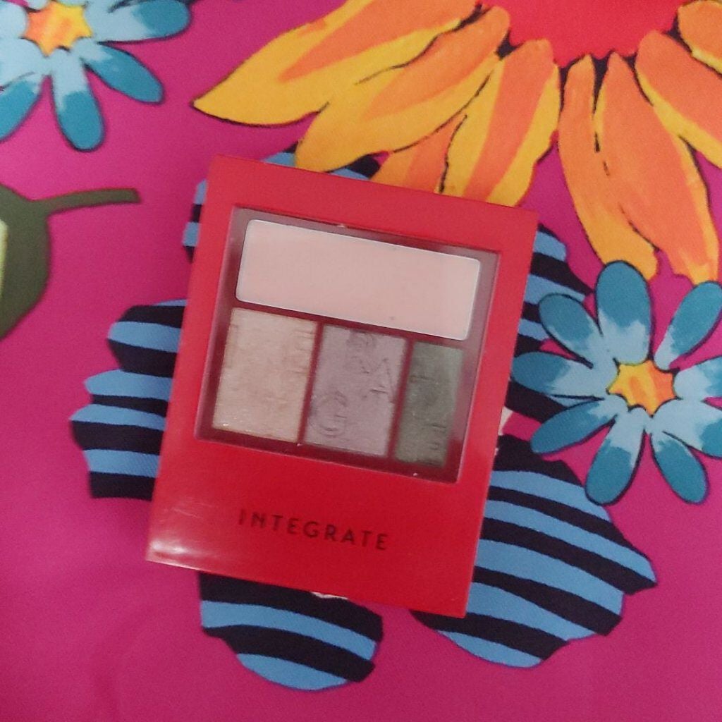 アクセントカラーアイズ CC/インテグレート/アイシャドウパレットを使ったクチコミ(1枚目)