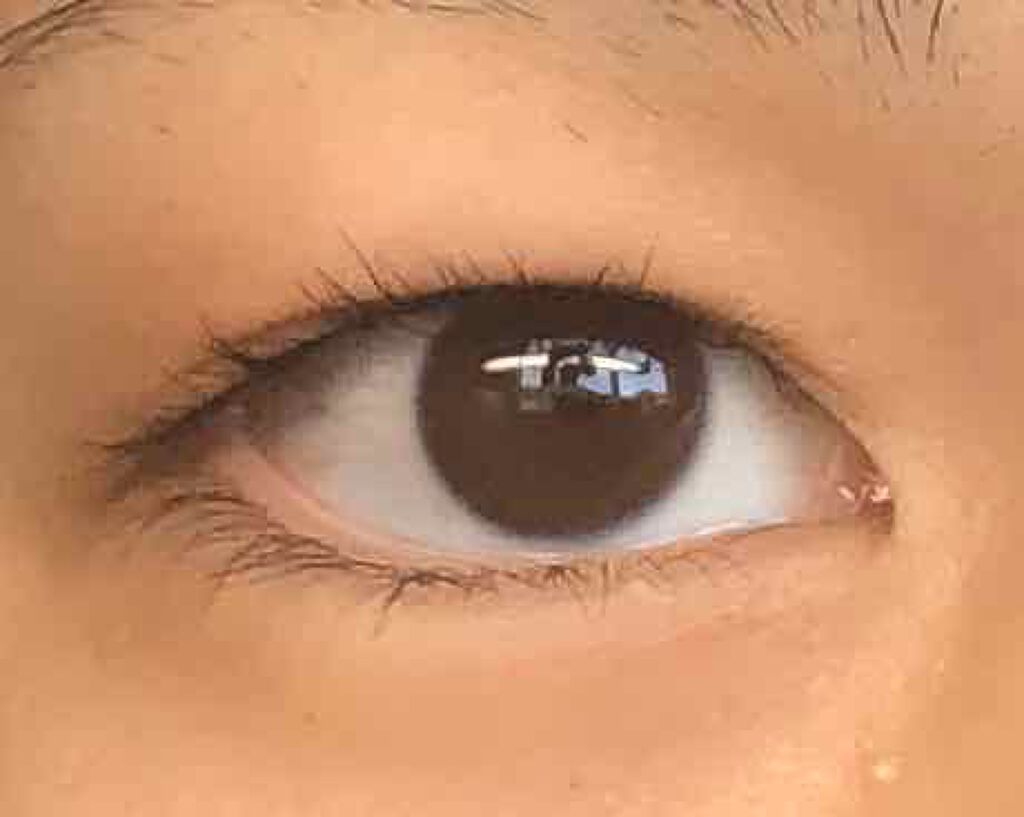 rico_hyung_ on LIPS 「一重女子です🥺2枚目は、アイトークを目頭から黒目の終わりまで塗..」(2枚目)