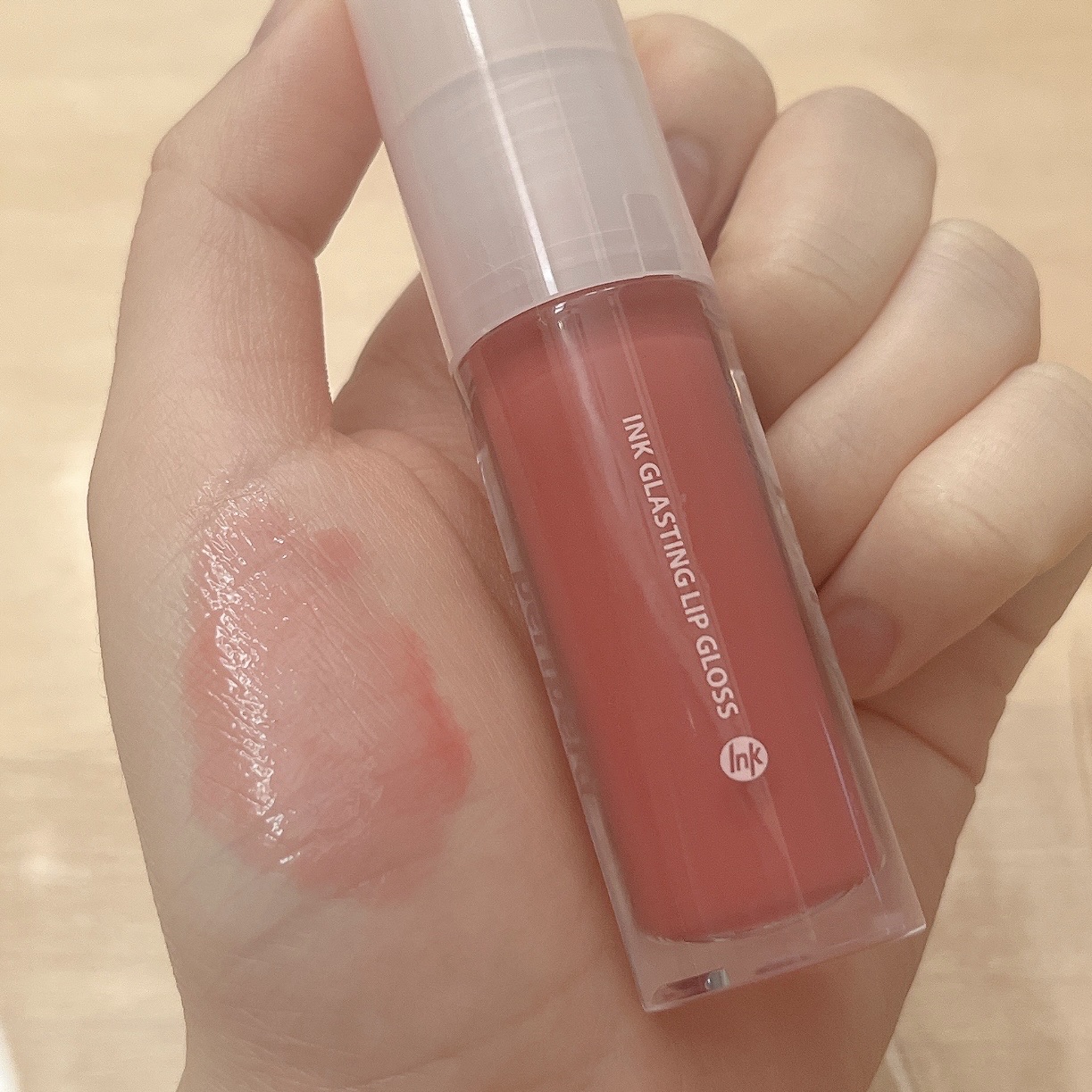 インク グラスティング リップ グロス/PERIPERA/リップグロスを使ったクチコミ（1枚目）