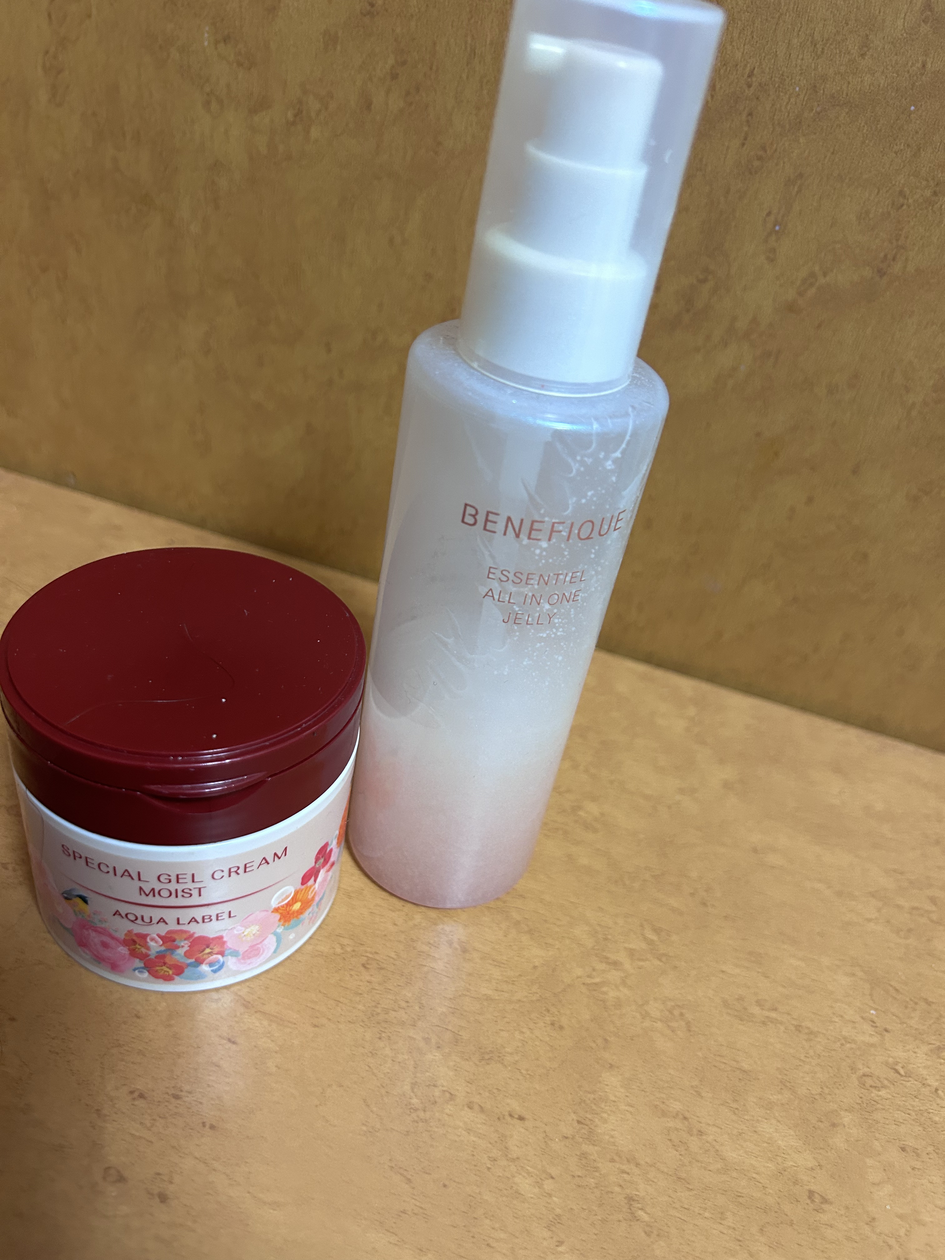スペシャルジェルクリームN （モイスト） Ｌ 117g/アクアレーベル/オールインワン化粧品を使ったクチコミ（1枚目）