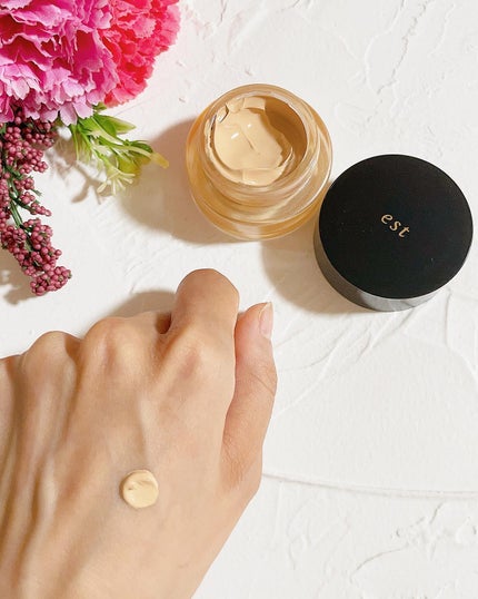 エスト フローレス コンシーリング クリームファンデーション/est/クリーム・エマルジョンファンデーションを使ったクチコミ(6枚目)