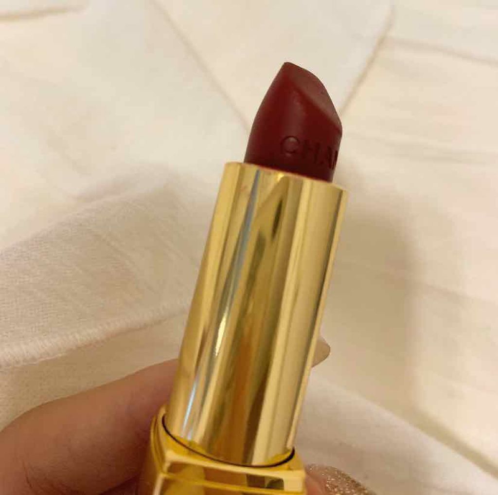 ルージュ アリュール ヴェルヴェット/CHANEL/口紅を使ったクチコミ(2枚目)