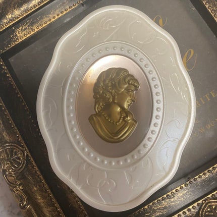 プレスト チークカラー N/レ・メルヴェイユーズ ラデュレ/パウダーチークを使ったクチコミ(2枚目)