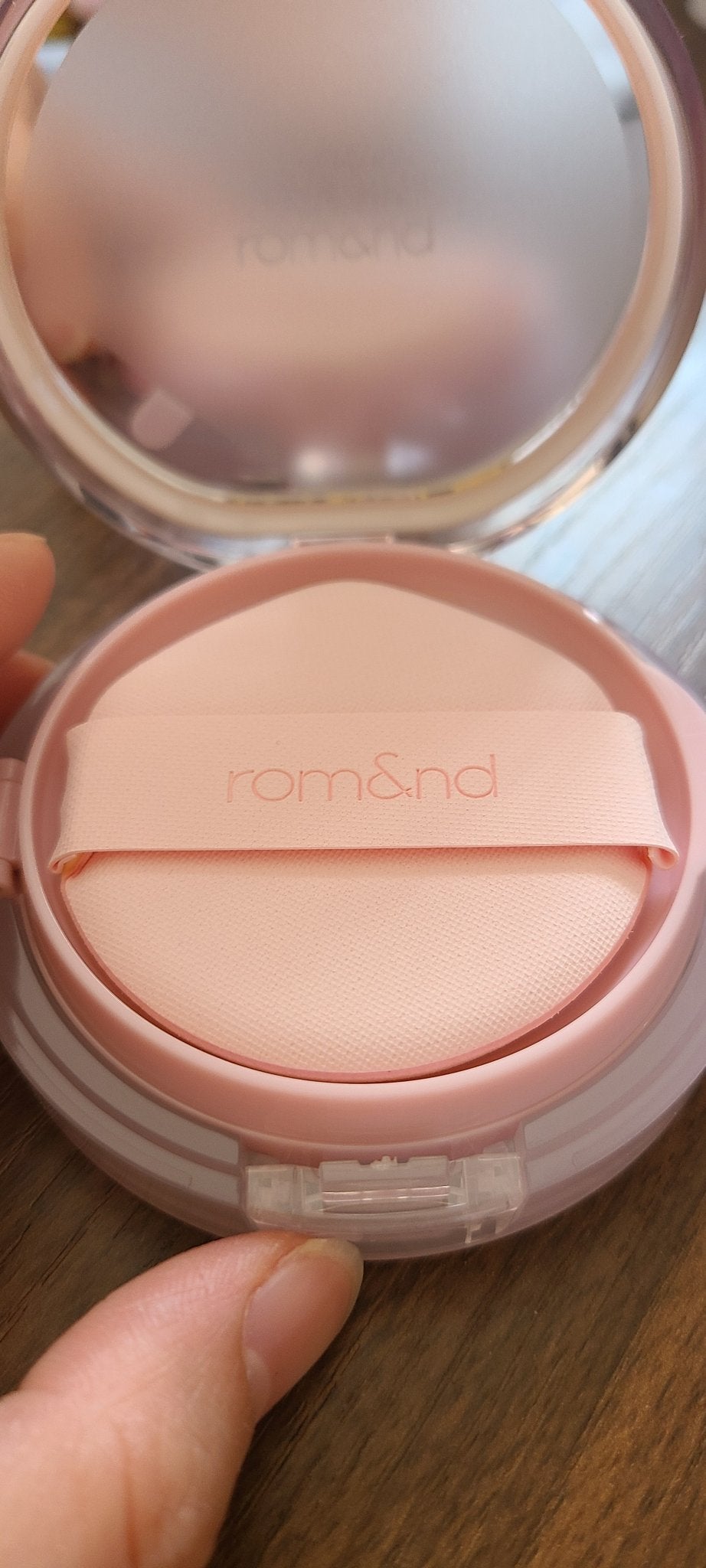 ブルームインカバーフィットクッション/rom&nd/クッションファンデーションを使ったクチコミ(3枚目)