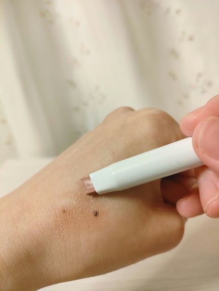 透け感アイシャドウペンシル/ティンカーウィンク/スティックアイシャドウを使ったクチコミ(2枚目)