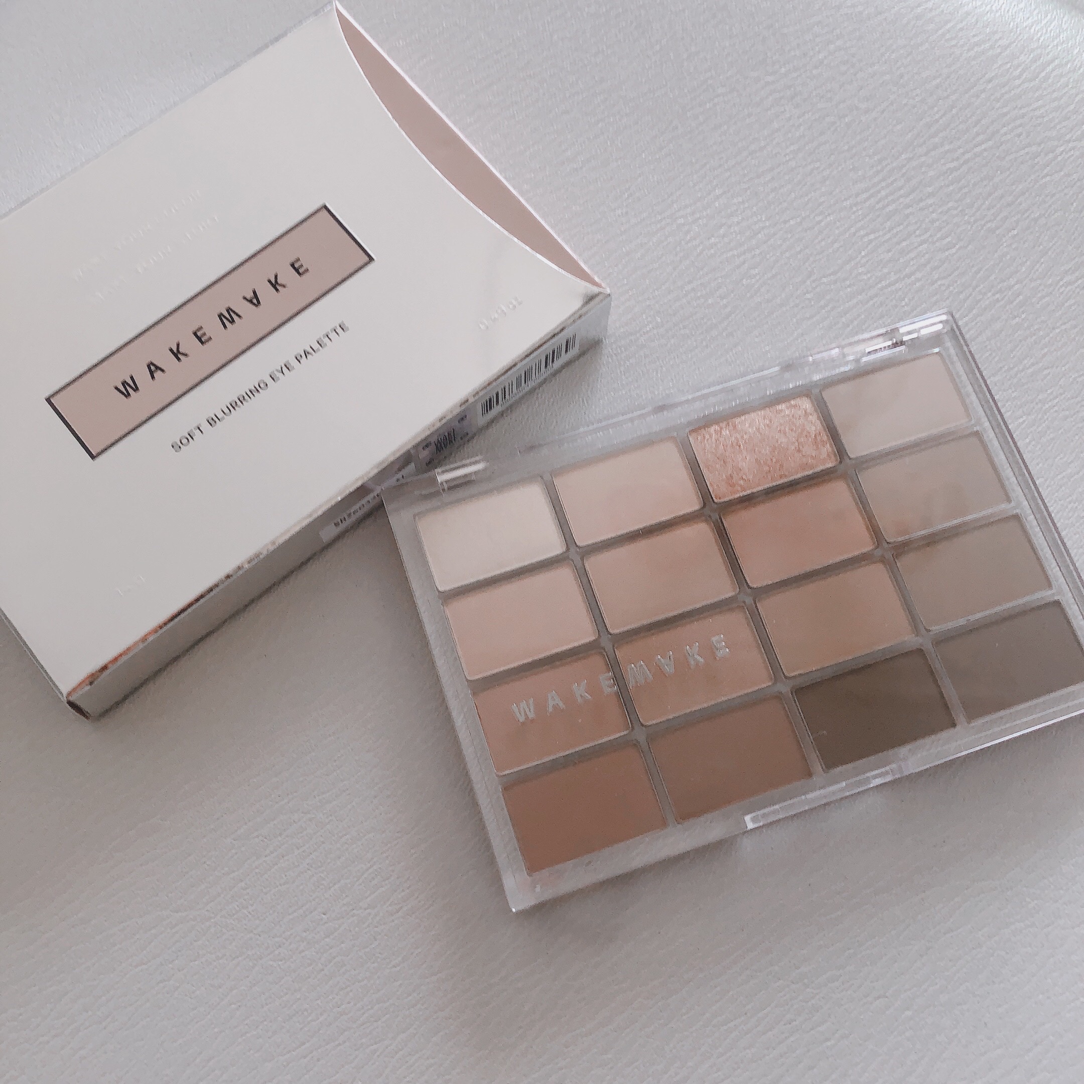 ソフトブラーリングアイパレット/wakemake/アイシャドウパレットを使ったクチコミ（1枚目）