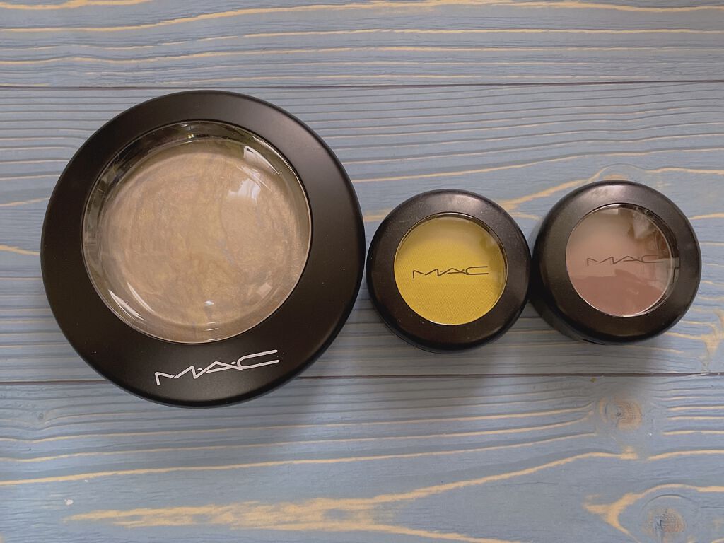 スモール アイシャドウ フィンファン/M・A・C/単色アイシャドウを使ったクチコミ（1枚目）