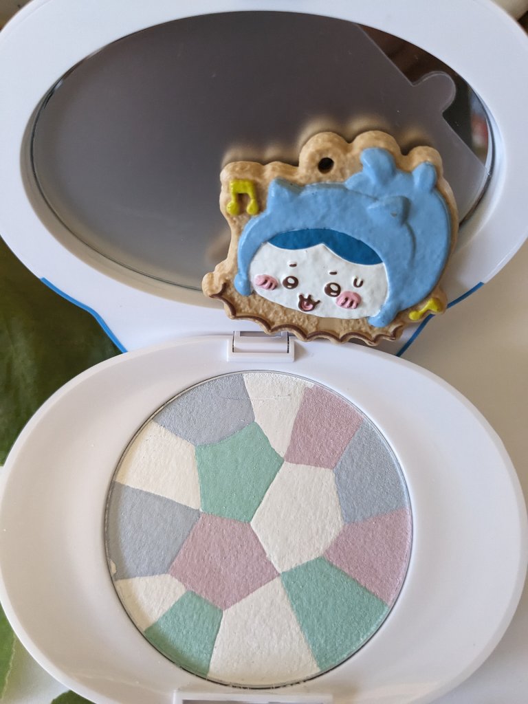 ちいかわ フェイスパウダー/SHOBIDO/プレストパウダーを使ったクチコミ（2枚目）