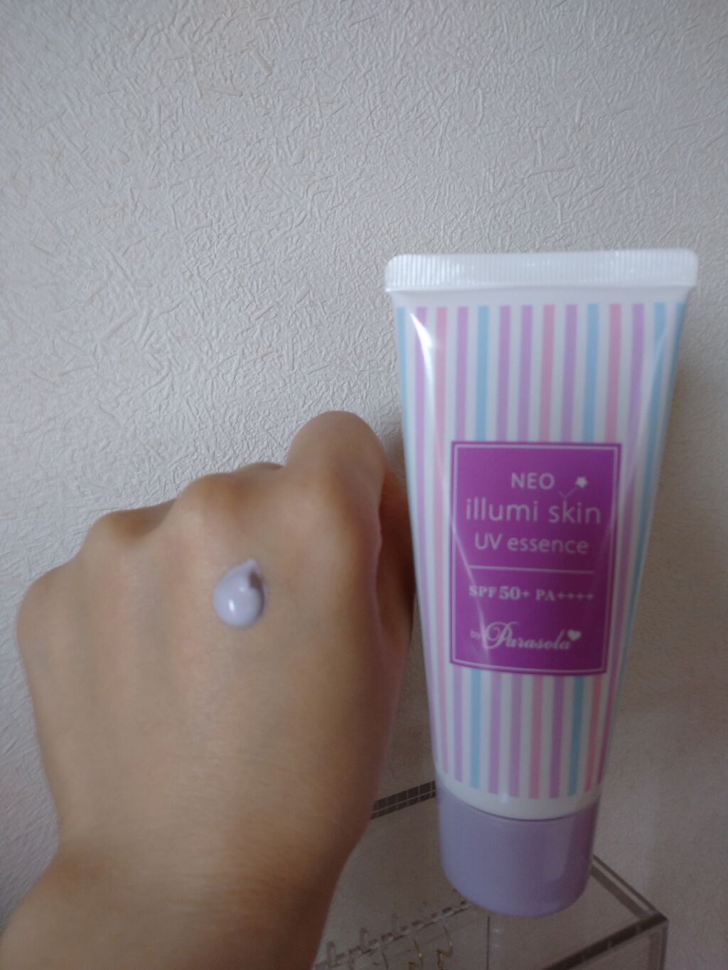 パラソーラ ネオイルミスキン UV エッセンス LV 【ネオイルミ ラベンダー】/パラソーラ/日焼け止め・UVケアを使ったクチコミ（1枚目）