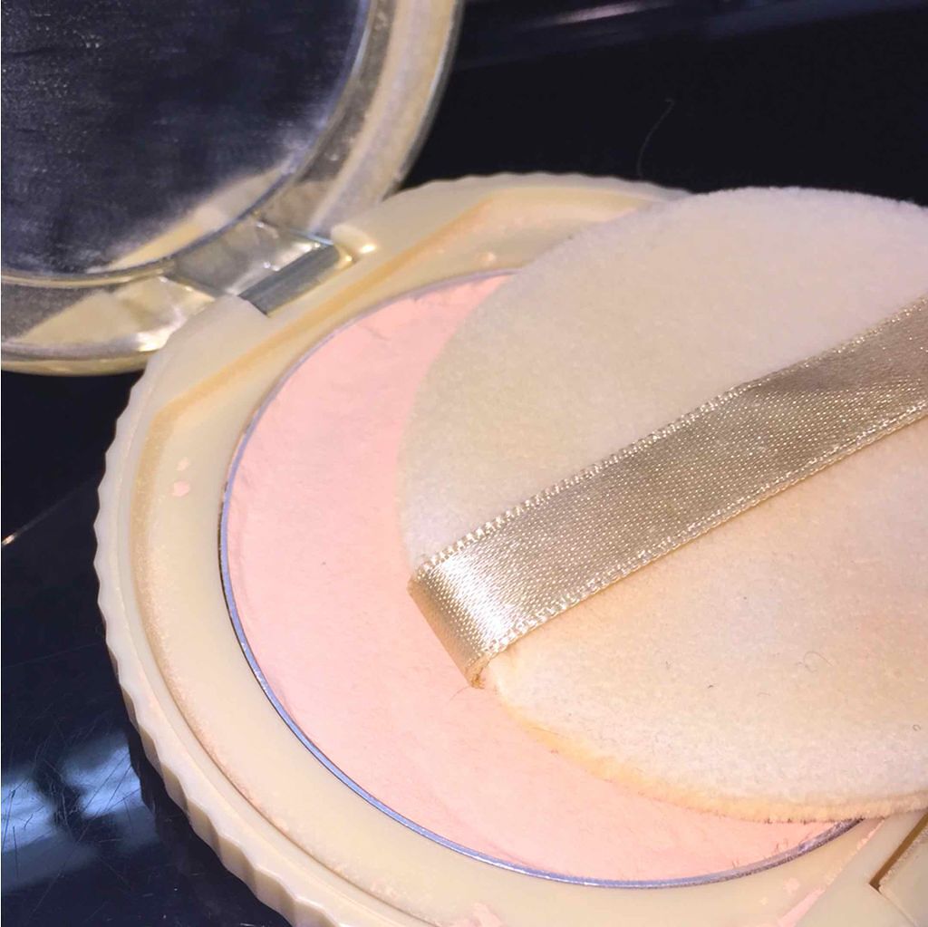 【旧品】マシュマロフィニッシュパウダー/キャンメイク/プレストパウダーを使ったクチコミ（2枚目）