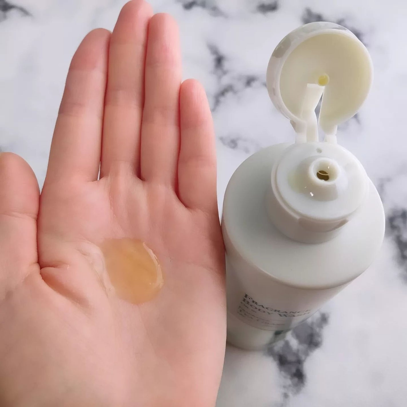 RAW BODY CREAM/SWATi MARBLe/ボディクリームを使ったクチコミ(4枚目)