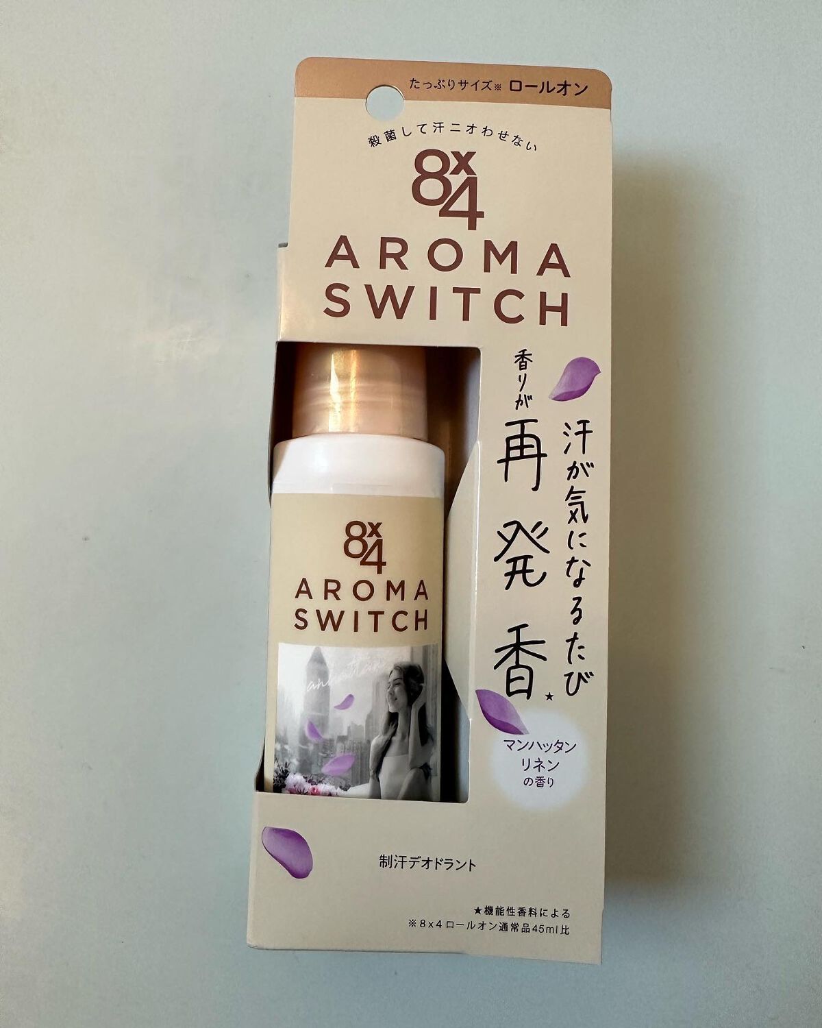 8x4 アロマスイッチ ロールオン マンハッタンリネンの香り/８ｘ４/デオドラント・制汗剤を使ったクチコミ（1枚目）