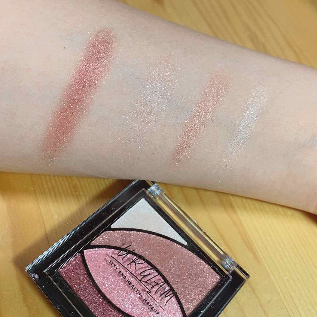 UR GLAM VELVET EYE COLOR PALETTE/U R GLAM/アイシャドウパレットを使ったクチコミ(2枚目)