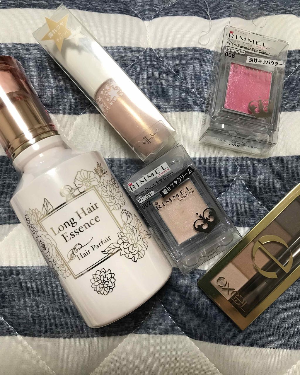 プリズム パウダーアイカラー/リンメル ロンドン/単色アイシャドウを使ったクチコミ(1枚目)