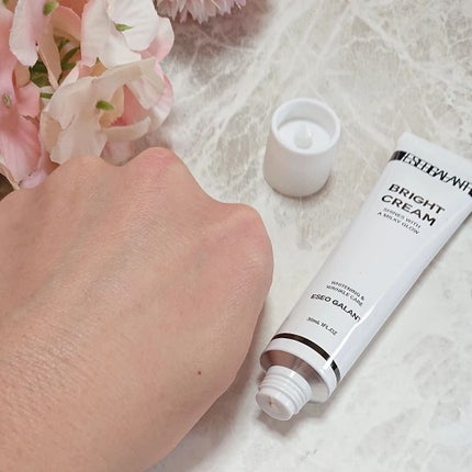 ir_uuy on LIPS 「ESEOGALANTBRIGHTCREAMお試しさせていただき..」(4枚目)