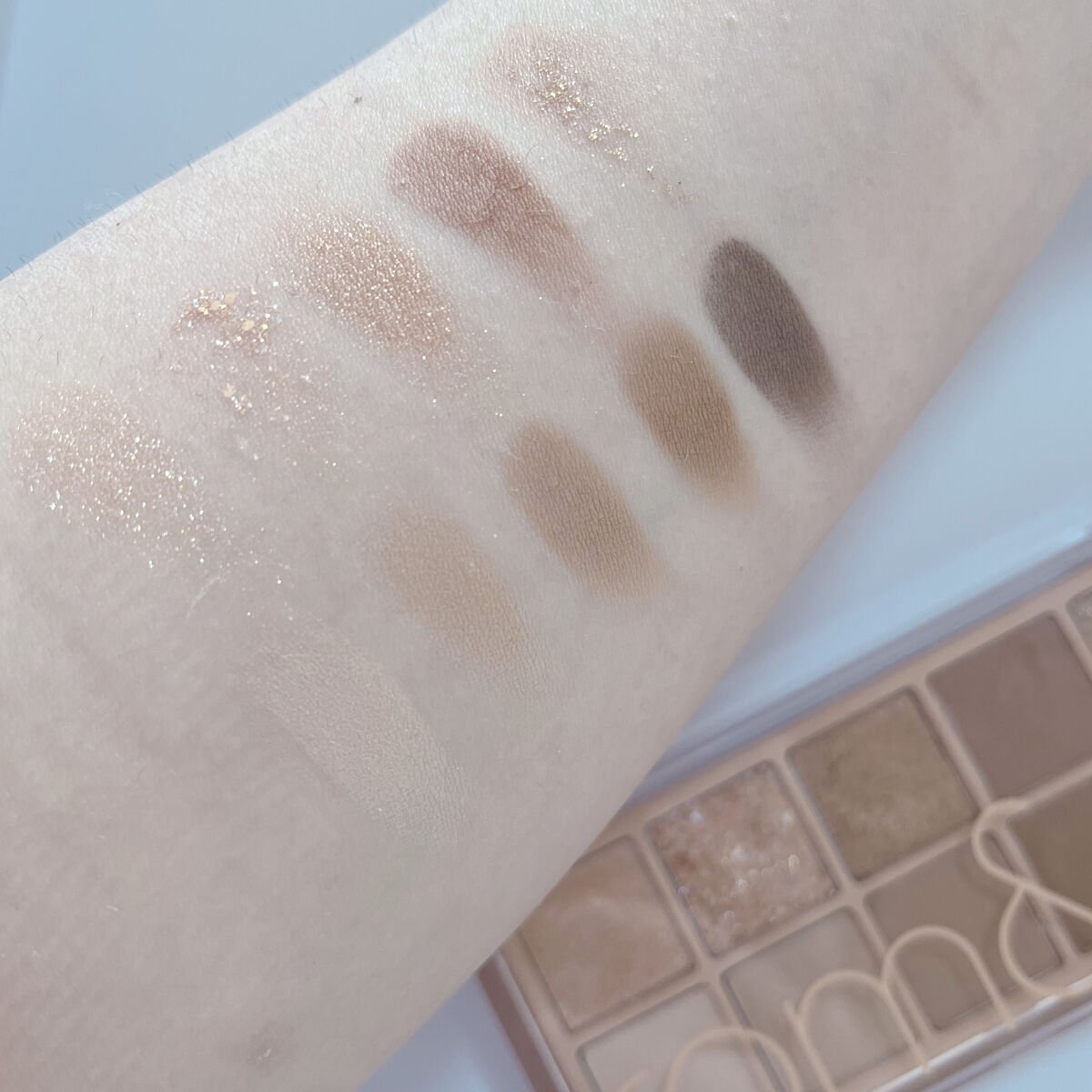 ジューシーラスティングティント/rom&nd/リップティントを使ったクチコミ（3枚目）