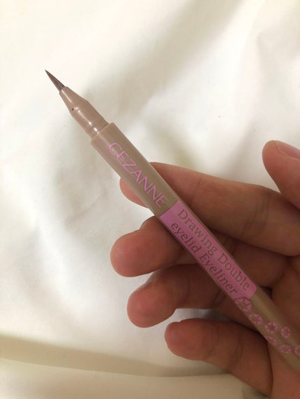 描くふたえアイライナー/CEZANNE/リキッドアイライナーを使ったクチコミ(2枚目)