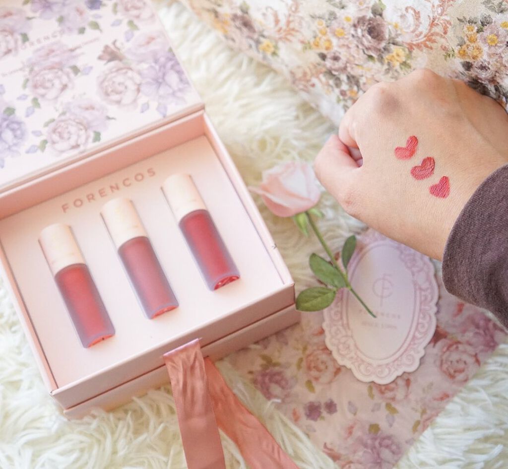 タトゥーベルベットティント/フォレンコス/リップティントを使ったクチコミ（1枚目）