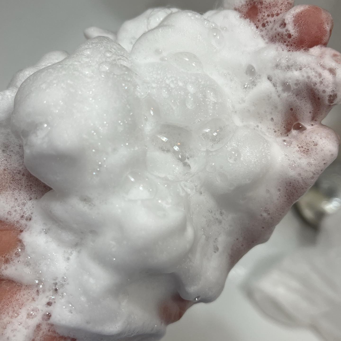 バウンシア ボディソープ プレミアムモイスト＜しっとりタイプ＞/Bouncia/ボディソープを使ったクチコミ（2枚目）