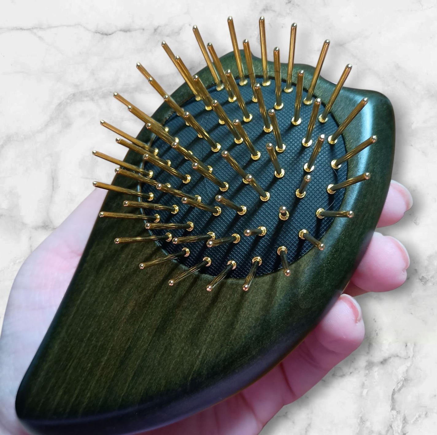 プレミアム FOX カッサ ゴースト ヘアブラシ ブラック/SNOW FOX SKINCARE/ヘアブラシを使ったクチコミ(2枚目)