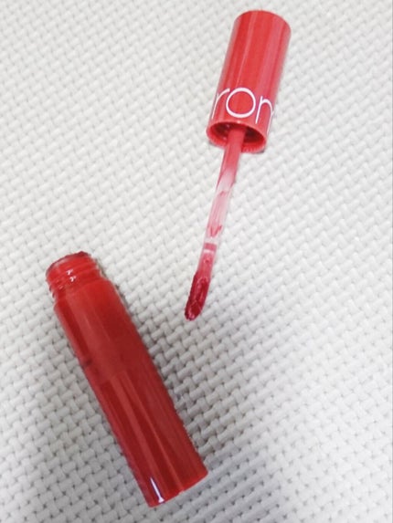 ジューシーラスティングティント/rom&nd/リップティントを使ったクチコミ(4枚目)