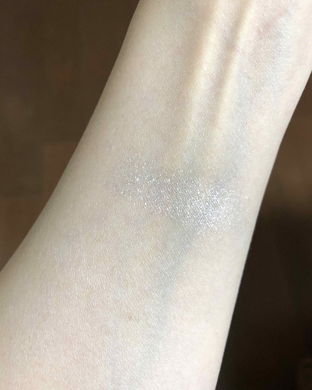 ジルスチュアート クリスタルブルーム ジェリービジュー 03 Snow/JILL STUART/ジェル・クリームアイシャドウを使ったクチコミ（3枚目）