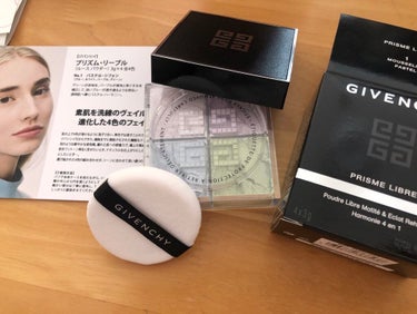 LIPSで当選してGIVENCHYから頂いた🎁

普段はエレガンスのラプードルの5番使ってて。
ツヤが大好物なんだけどマットはどうなんだろうて思ってた〜
4色のお粉がでてきて顔色が白っぽくなるかと思いき