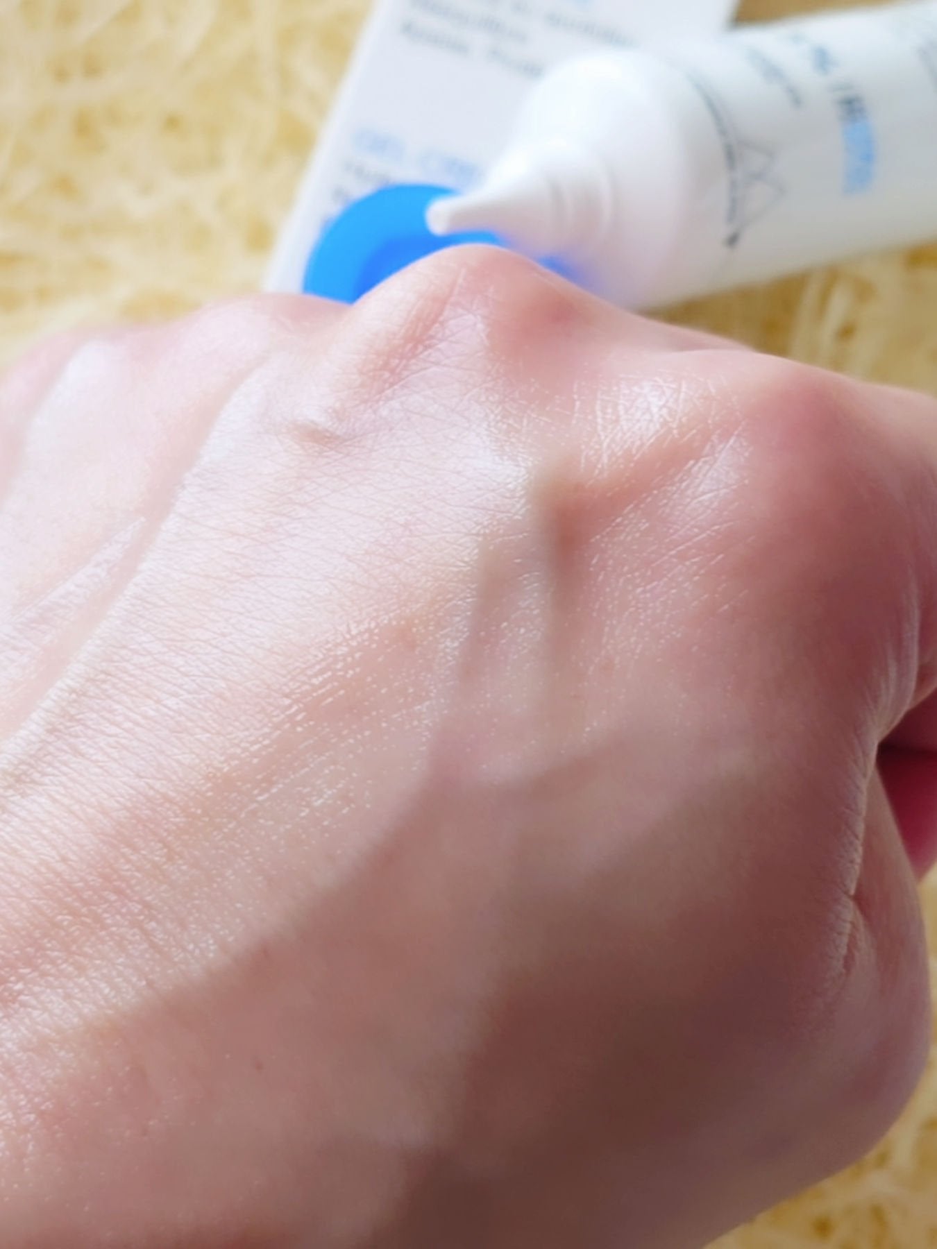 シカデイリー ジェルクリーム/ユリアージュ/フェイスクリームを使ったクチコミ(6枚目)