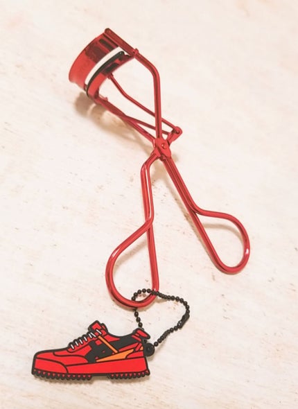 shu uemura サマー オレンジ アイラッシュ カーラーのクチコミ「♡shu uemura × オニツカタイガー コレクション♡
躍動感溢れる
スポーティルック.....」(3枚目)