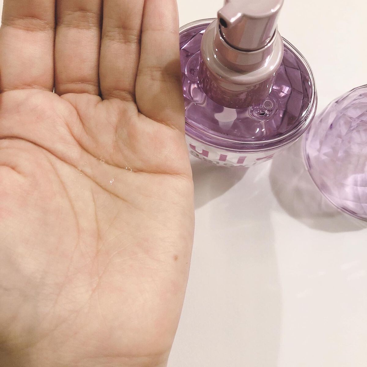 キラメキ ウォーターコンク シャイニー ヘアオイル/ululis/ヘアオイルを使ったクチコミ(2枚目)