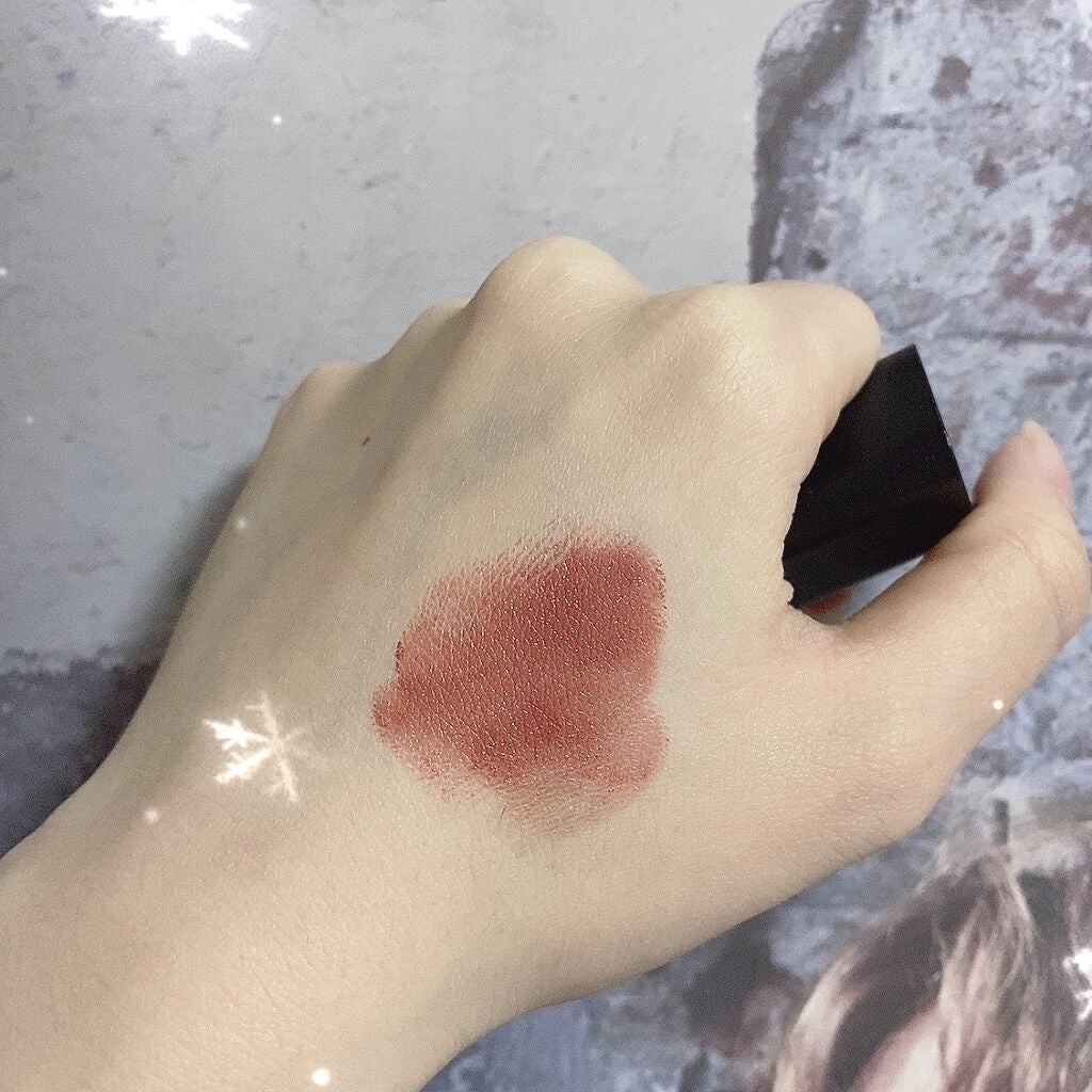 カラーリッシュモイストマットN/ロレアル パリ/口紅を使ったクチコミ(2枚目)