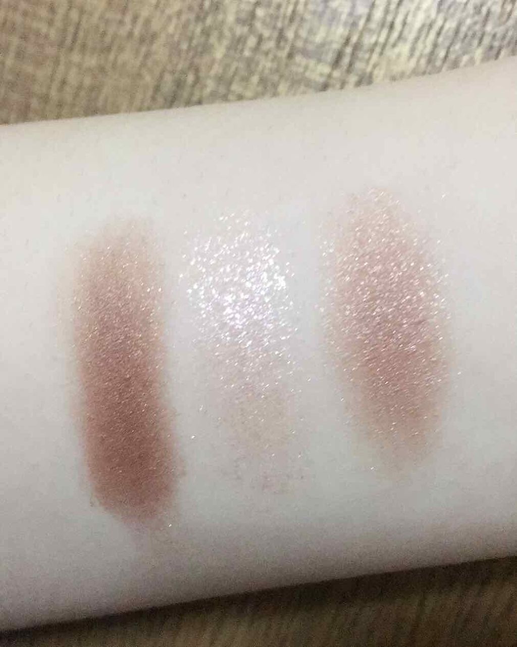 ジューシーピュアアイズ/キャンメイク/アイシャドウパレットを使ったクチコミ（2枚目）