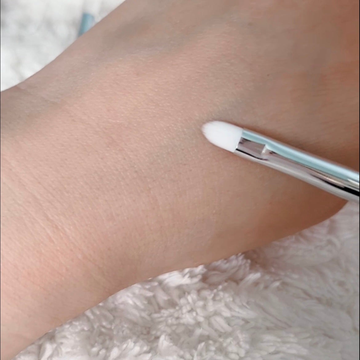 mari on LIPS 「✳︎✳︎cipicipi熊野筆🤍アイシャドウブラシ01💛021..」(8枚目)