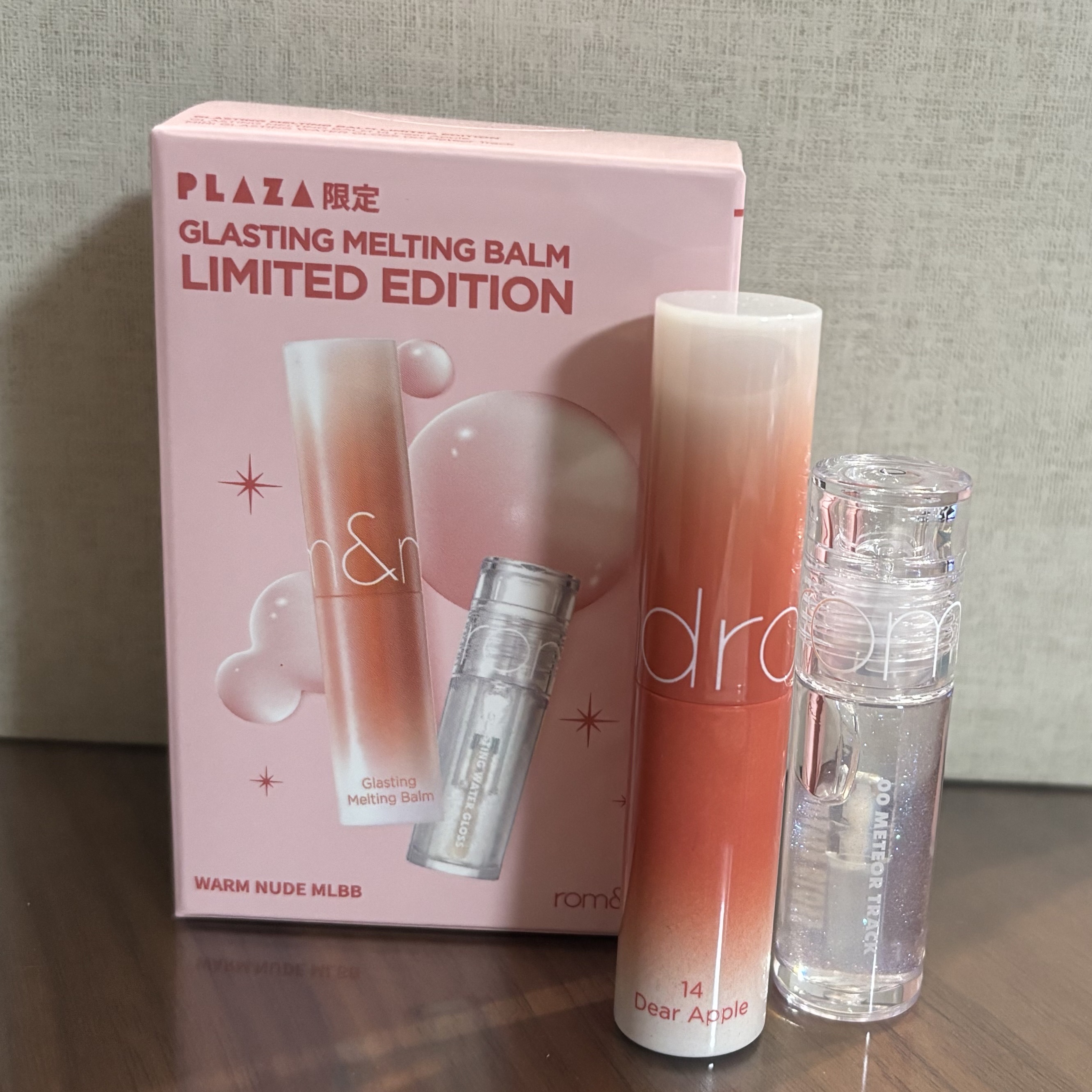 グラスティングウォーターグロス/rom&nd/リップグロスを使ったクチコミ（1枚目）