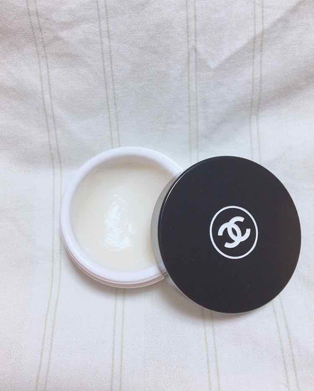 イドゥラ ビューティ リップ バーム/CHANEL/リップバームを使ったクチコミ（1枚目）